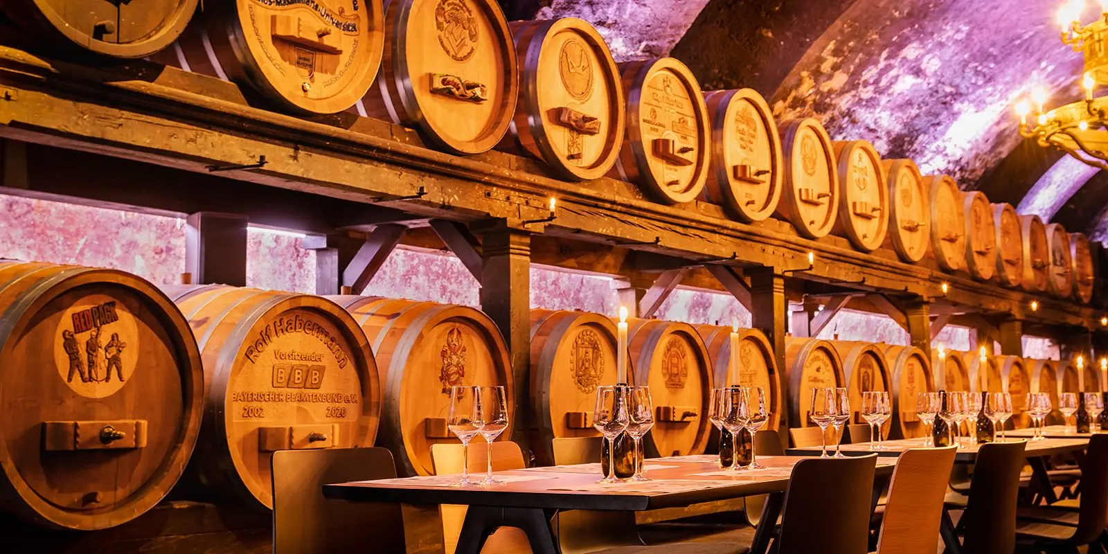 staatlicher hofkeller wuerzburg Weinkeller 7 1600x800px 1920x1920